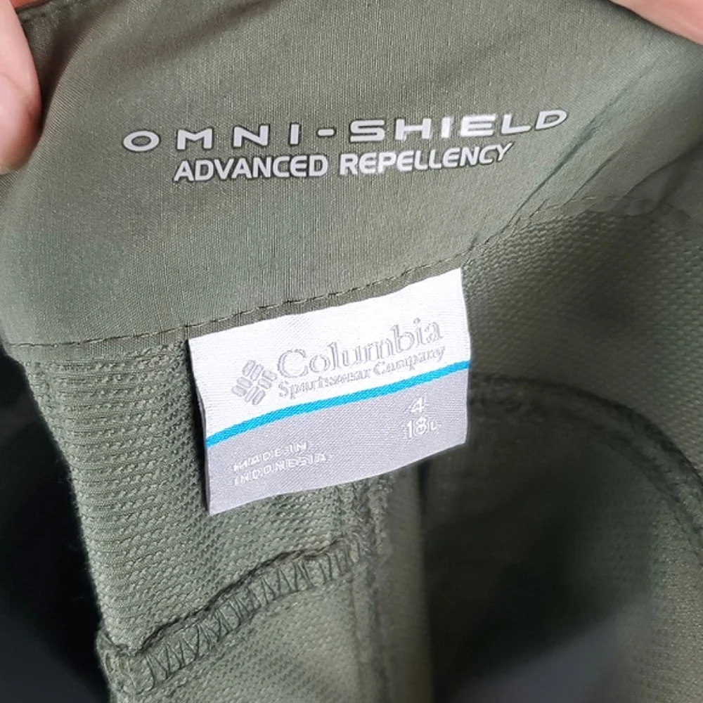 Columbia Omni-Shield‎ Green Capri - Picture 7 of 8